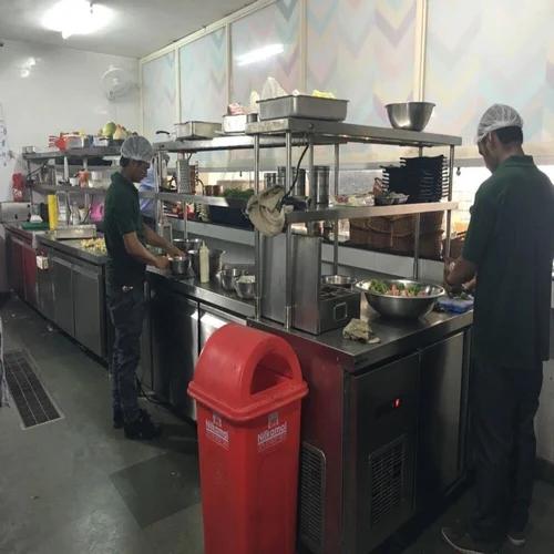 Hospitality & Restaurant Turnkey Kitchen Layout & Fabrication