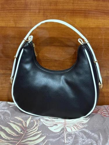 Black Ladies Rexine Hand Purse (Designer Tote Style)