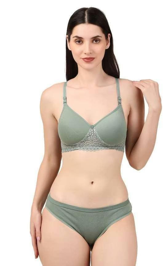 Mehwish Velvet Finish Luxury Intimates Set