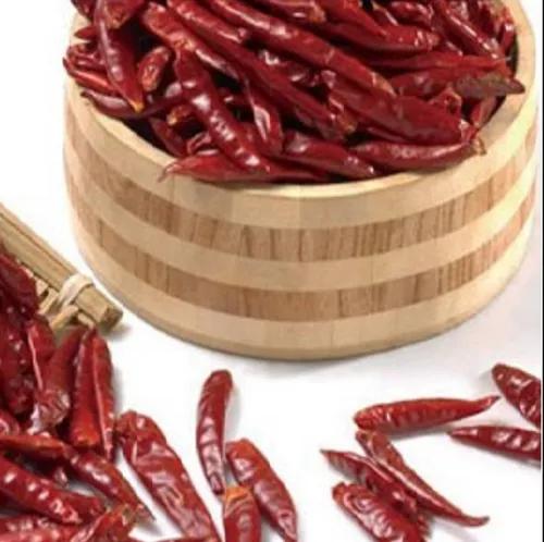 Guntur Sannam S4 Whole Dry Red Chilli (With Stem)