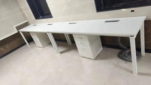 Multi-Bay Modular Computer Workstation Cluster with Cable Raceway